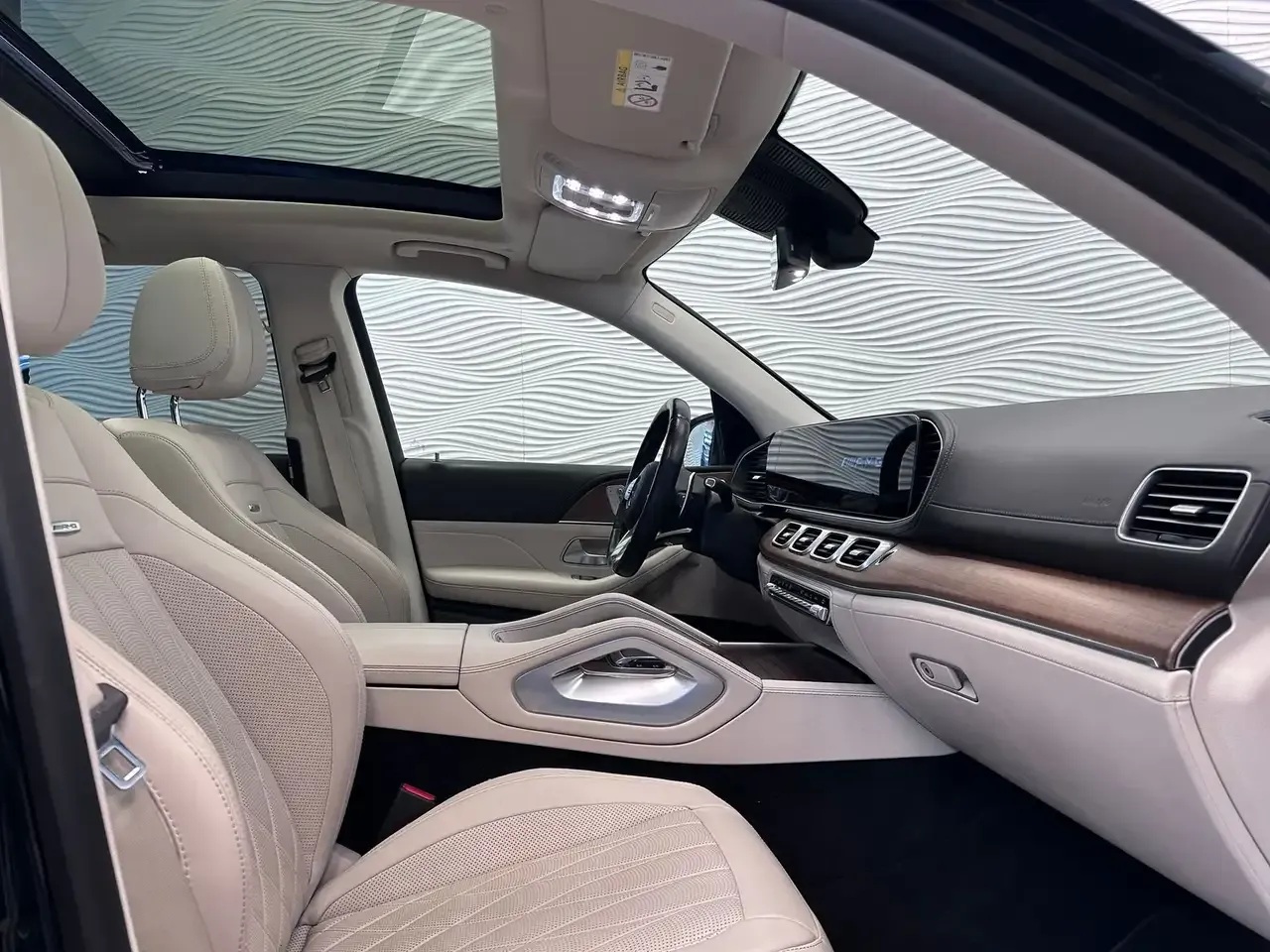 Mercedes-Benz GLE 53 AMG - 35