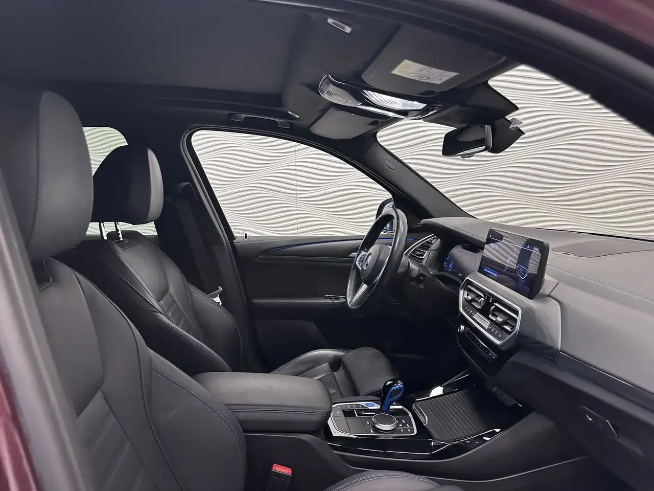 BMW iX3 - 17