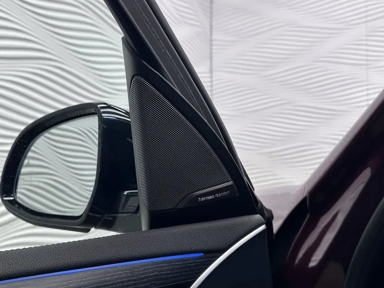 BMW iX3 - 21