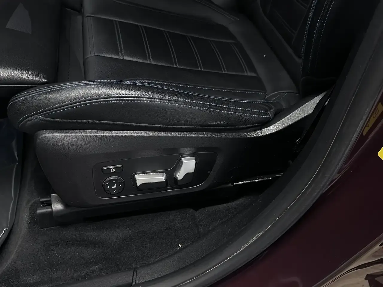 BMW iX3 - 22