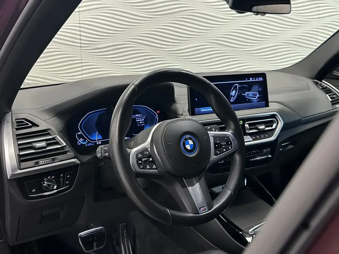 BMW iX3 - 23