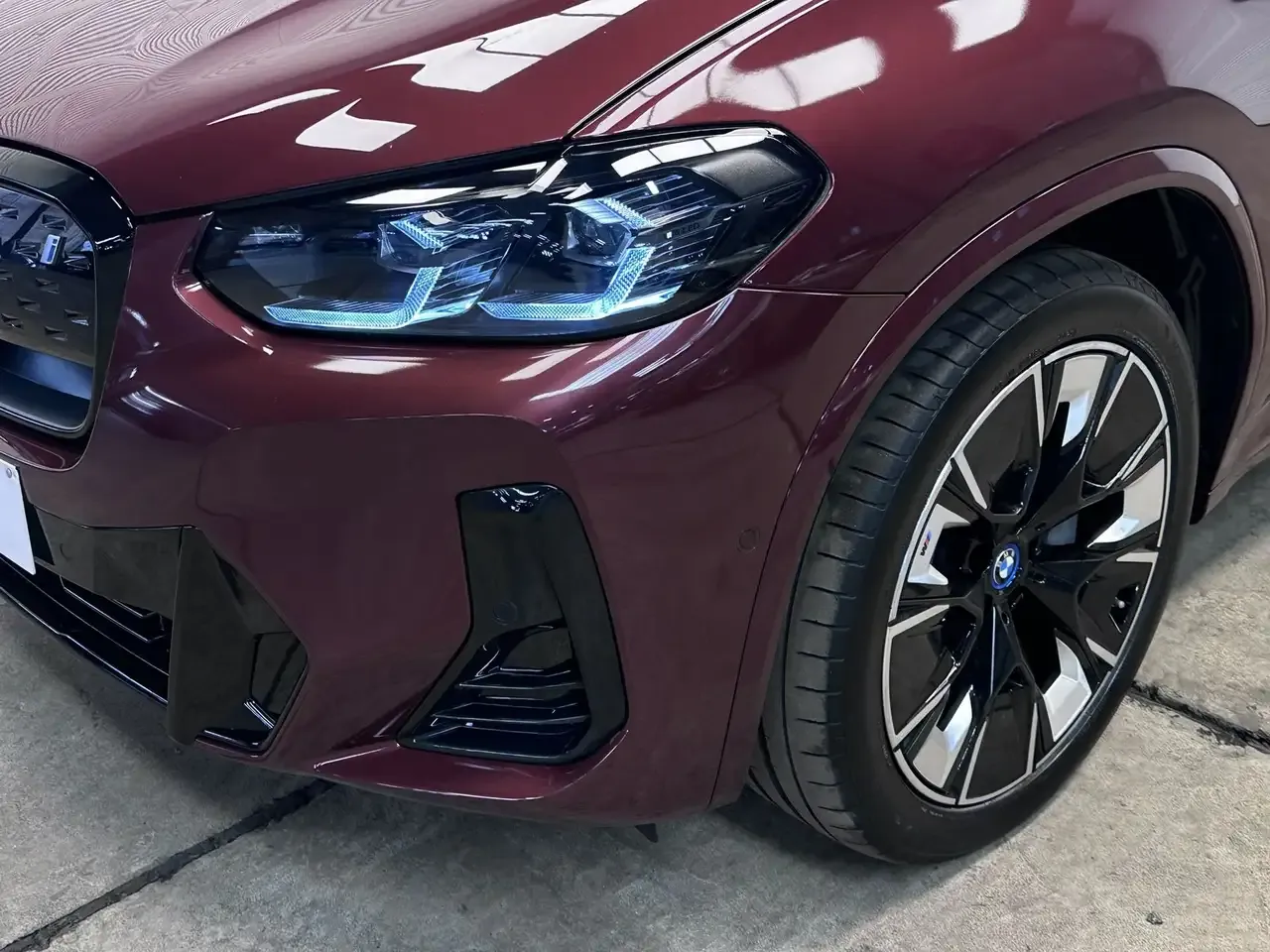 BMW iX3 - 7