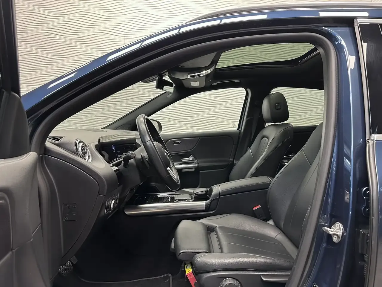 Mercedes-Benz GLA 250 - 21