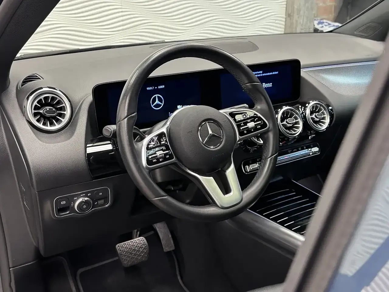Mercedes-Benz GLA 250 - 22