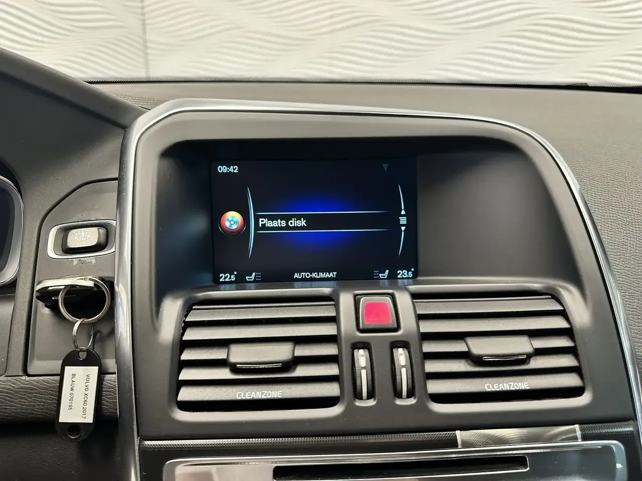 Volvo XC60 - 25
