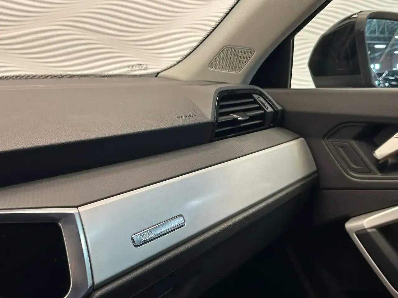Audi Q3 - 17
