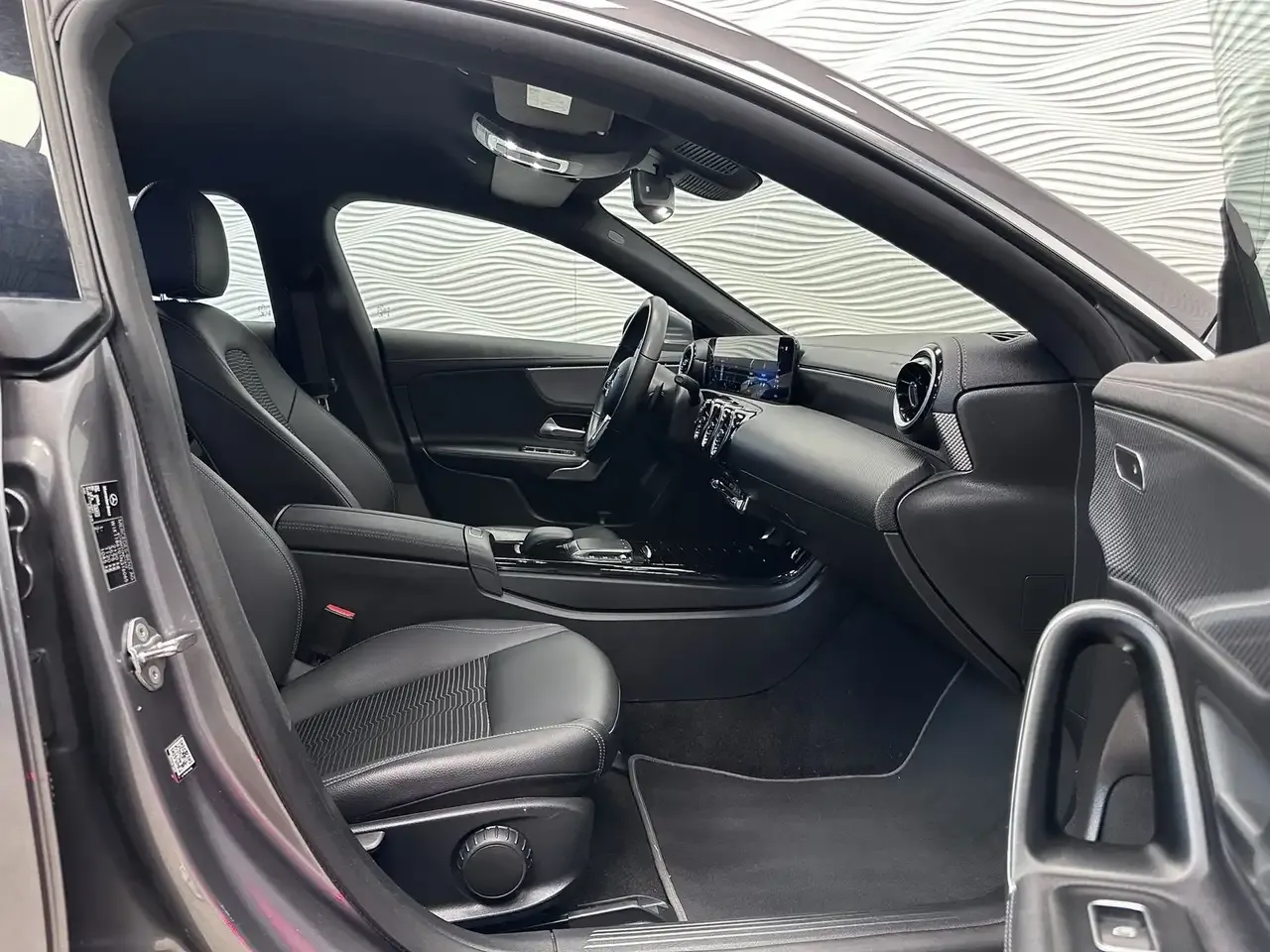 Mercedes-Benz CLA 180 - 16