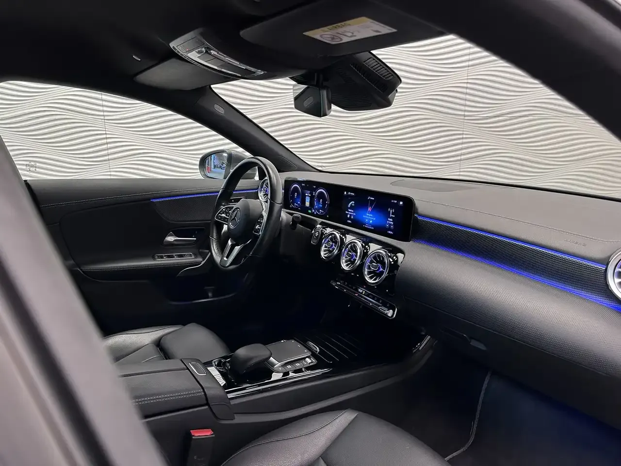 Mercedes-Benz CLA 250 - 17