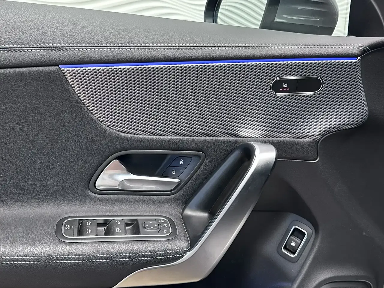Mercedes-Benz CLA 250 - 19