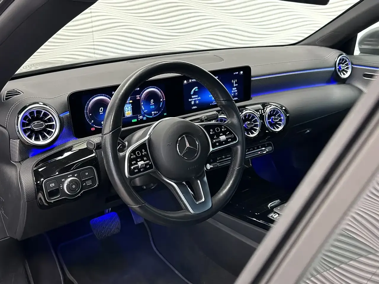 Mercedes-Benz CLA 250 - 20
