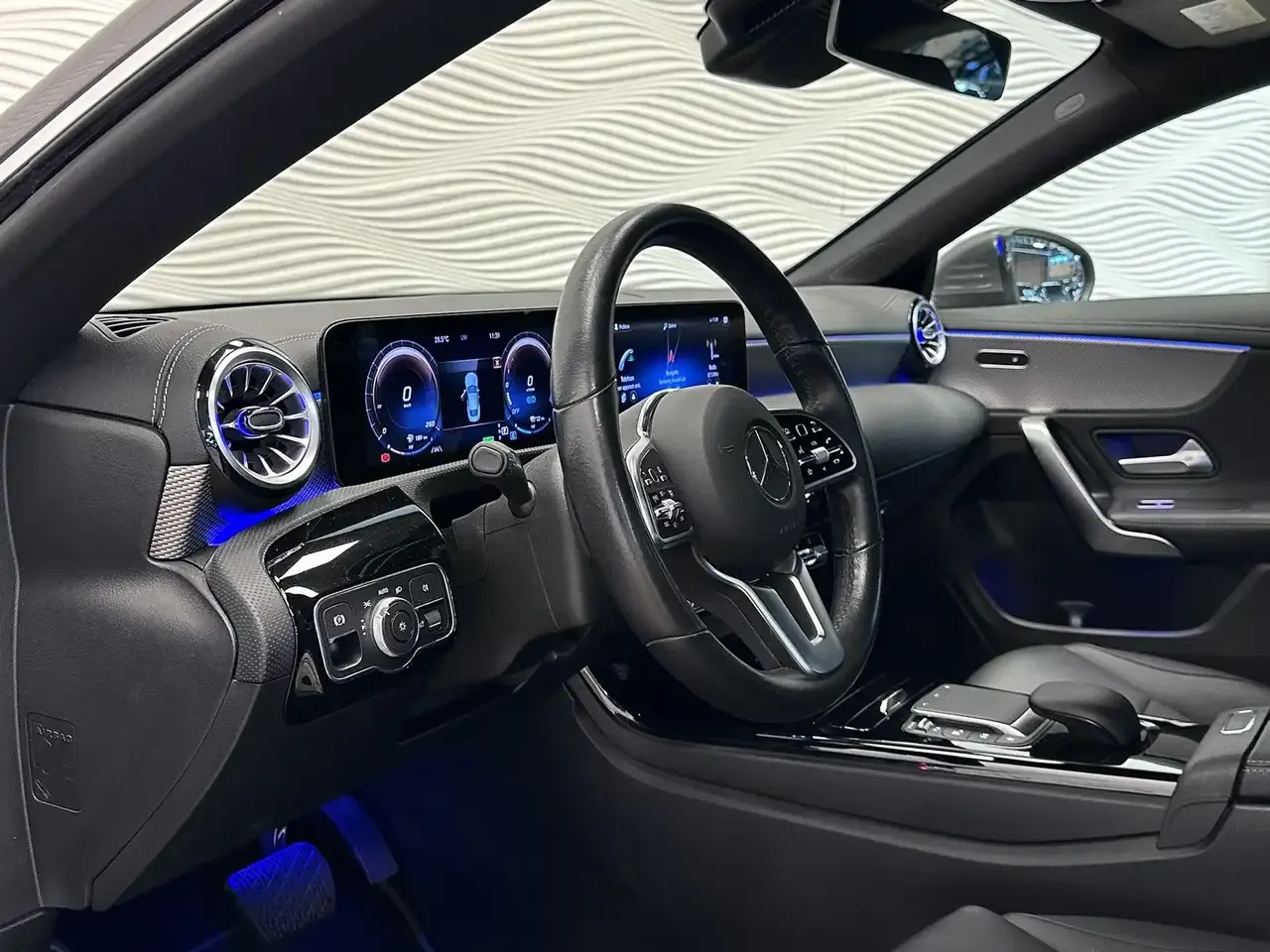 Mercedes-Benz CLA 250 - 21