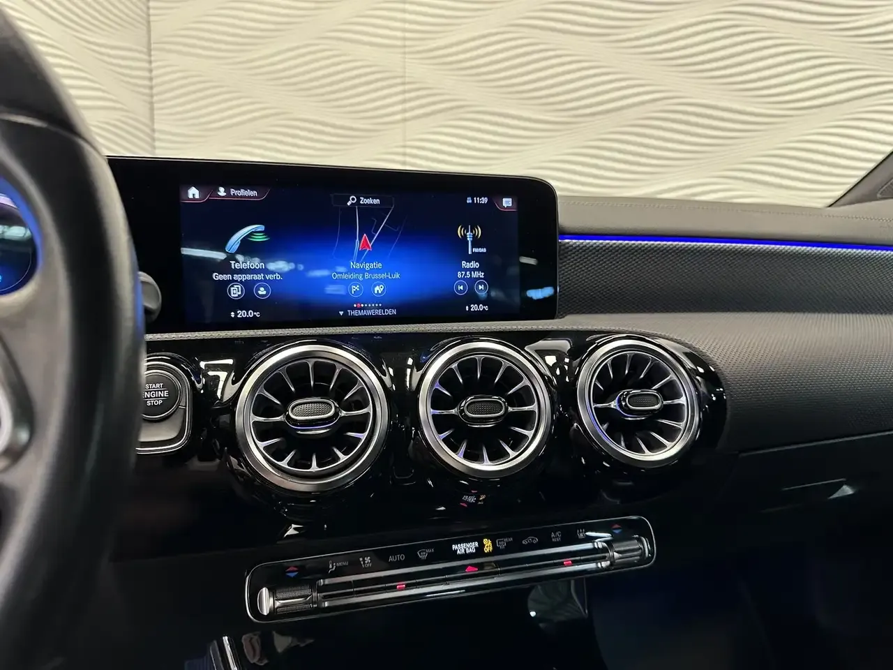 Mercedes-Benz CLA 250 - 27