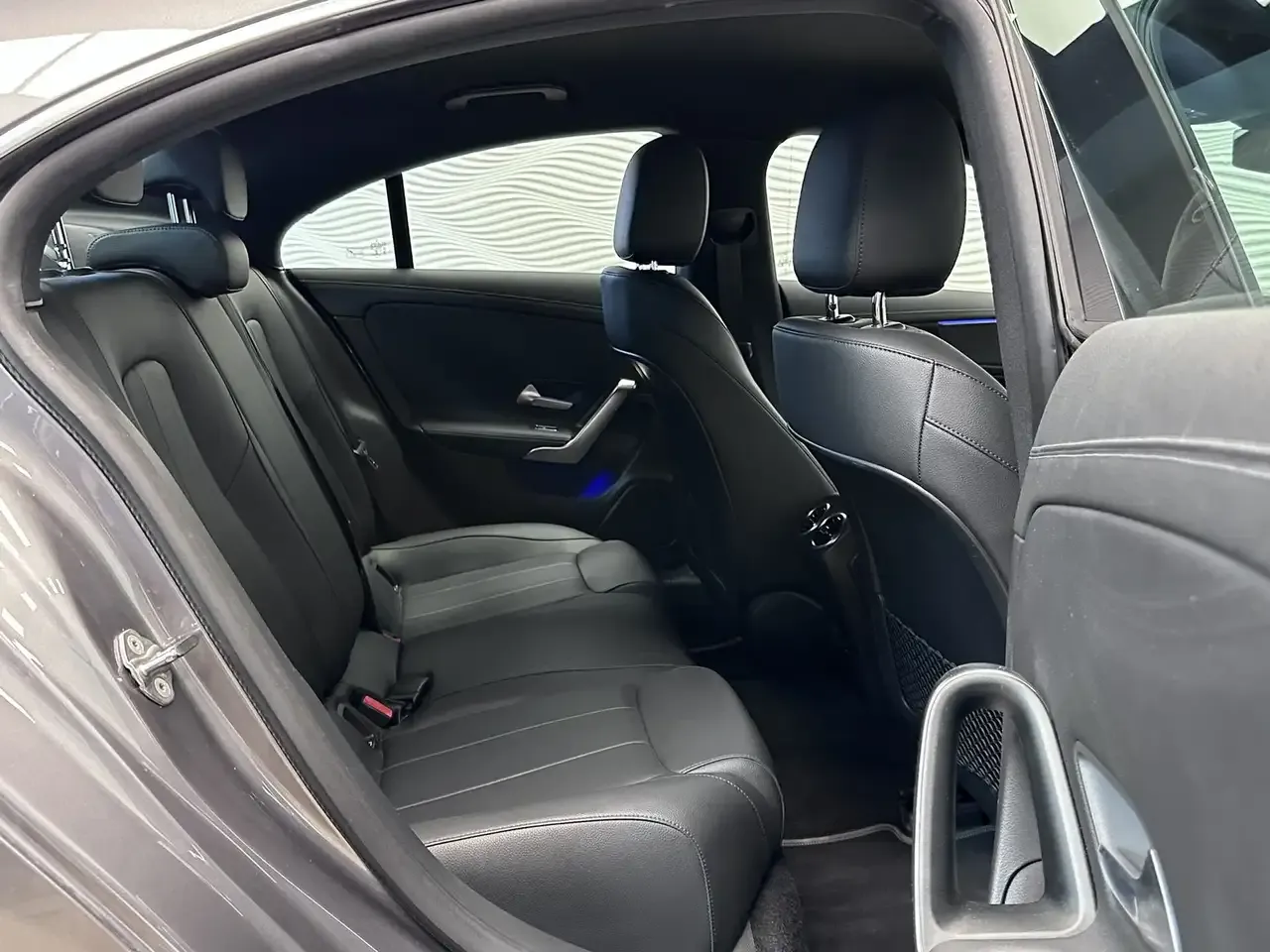 Mercedes-Benz CLA 250 - 30