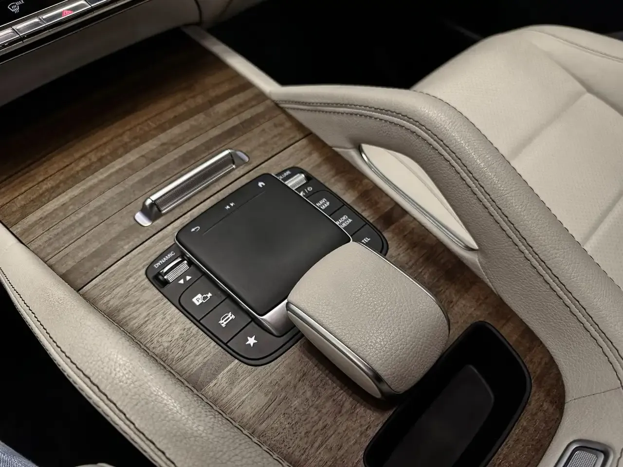 Mercedes-Benz GLE 350 - 13