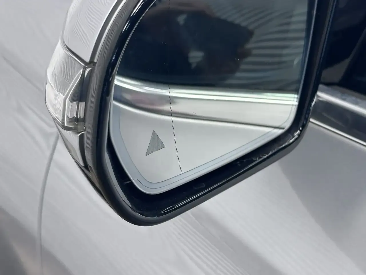 Mercedes-Benz E 200 - 15