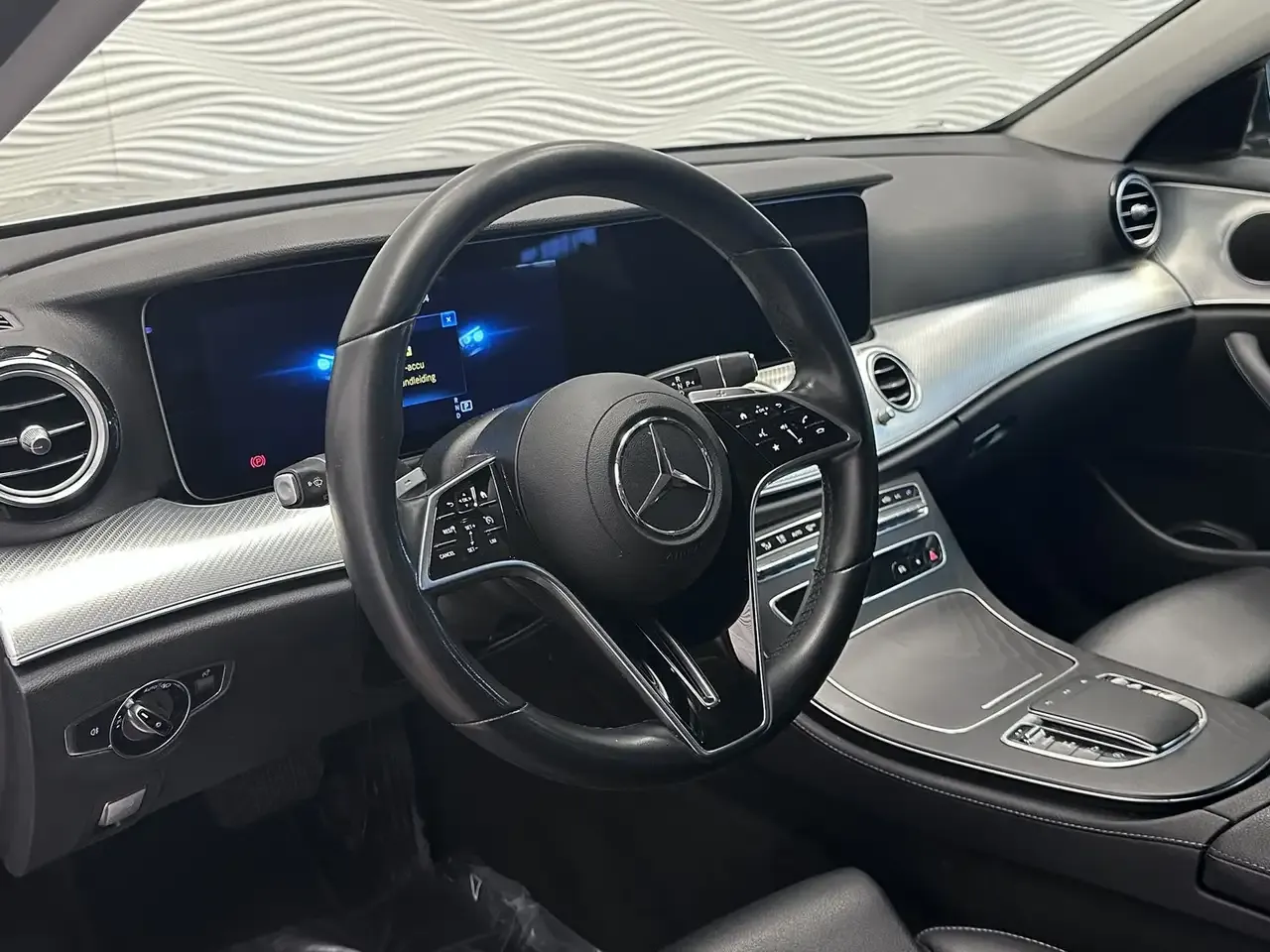 Mercedes-Benz E 200 - 18
