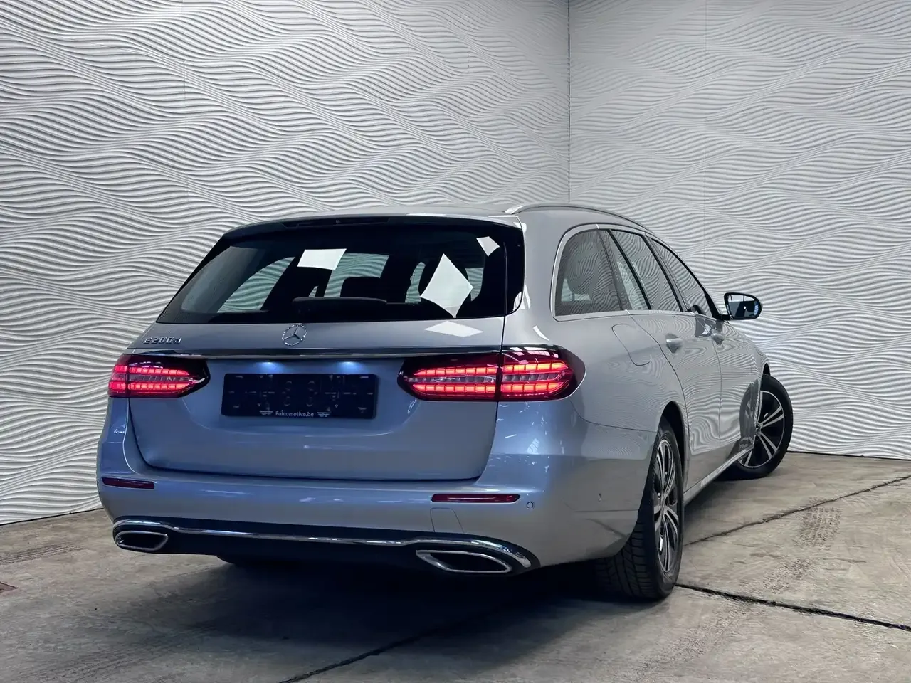 Mercedes-Benz E 200 - 10