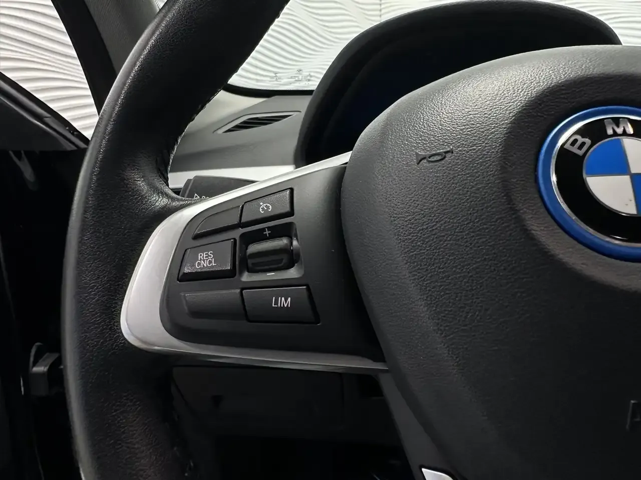 BMW X1 - 22