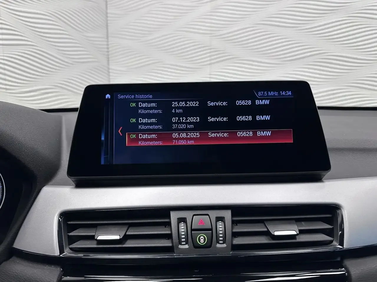 BMW X1 - 32