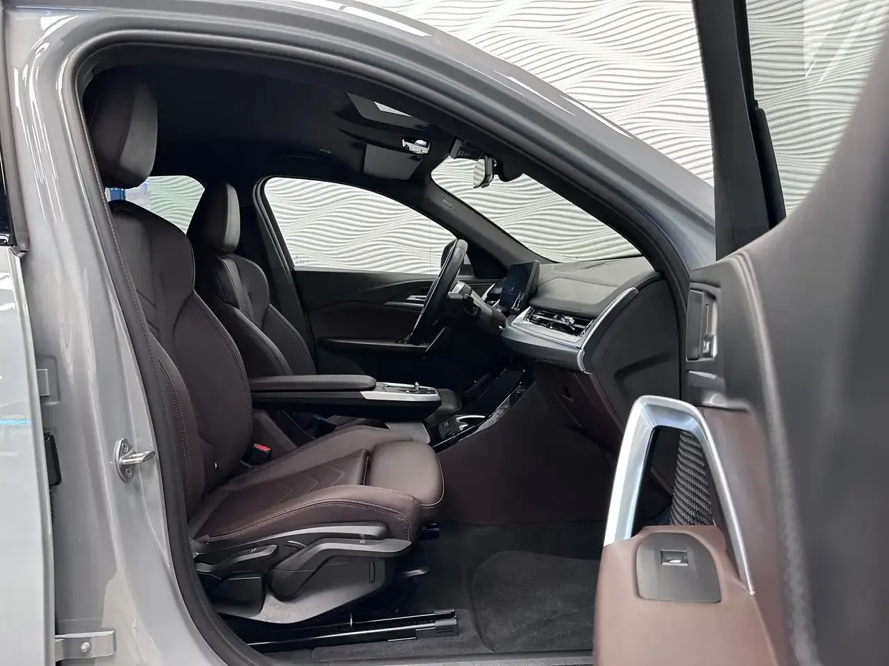 BMW iX2 - 22