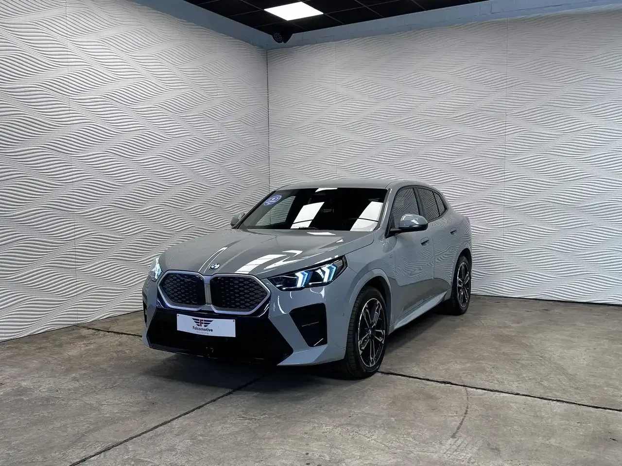 BMW iX2 - 3