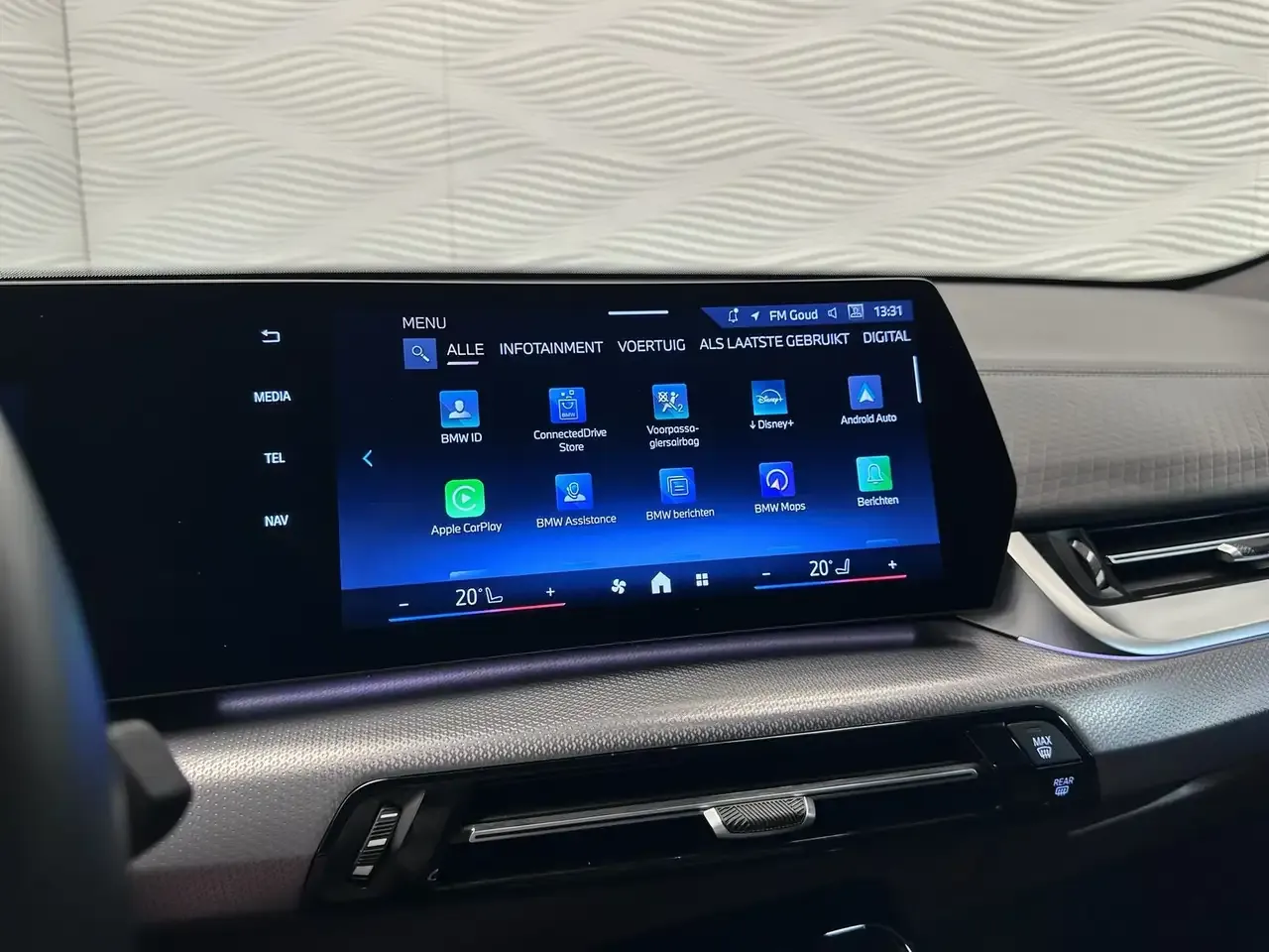 BMW iX2 - 31