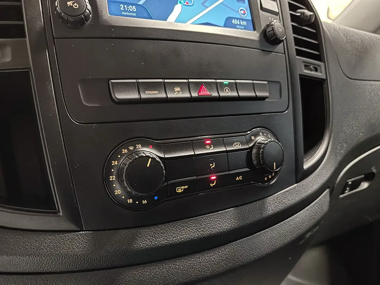 Mercedes-Benz Vito - 11