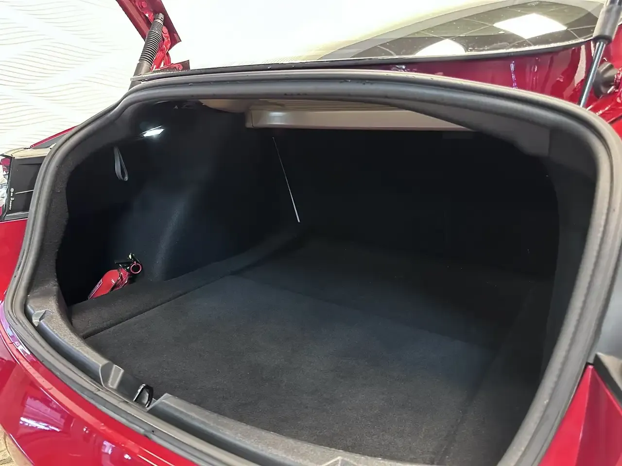 Tesla Model 3 - 29