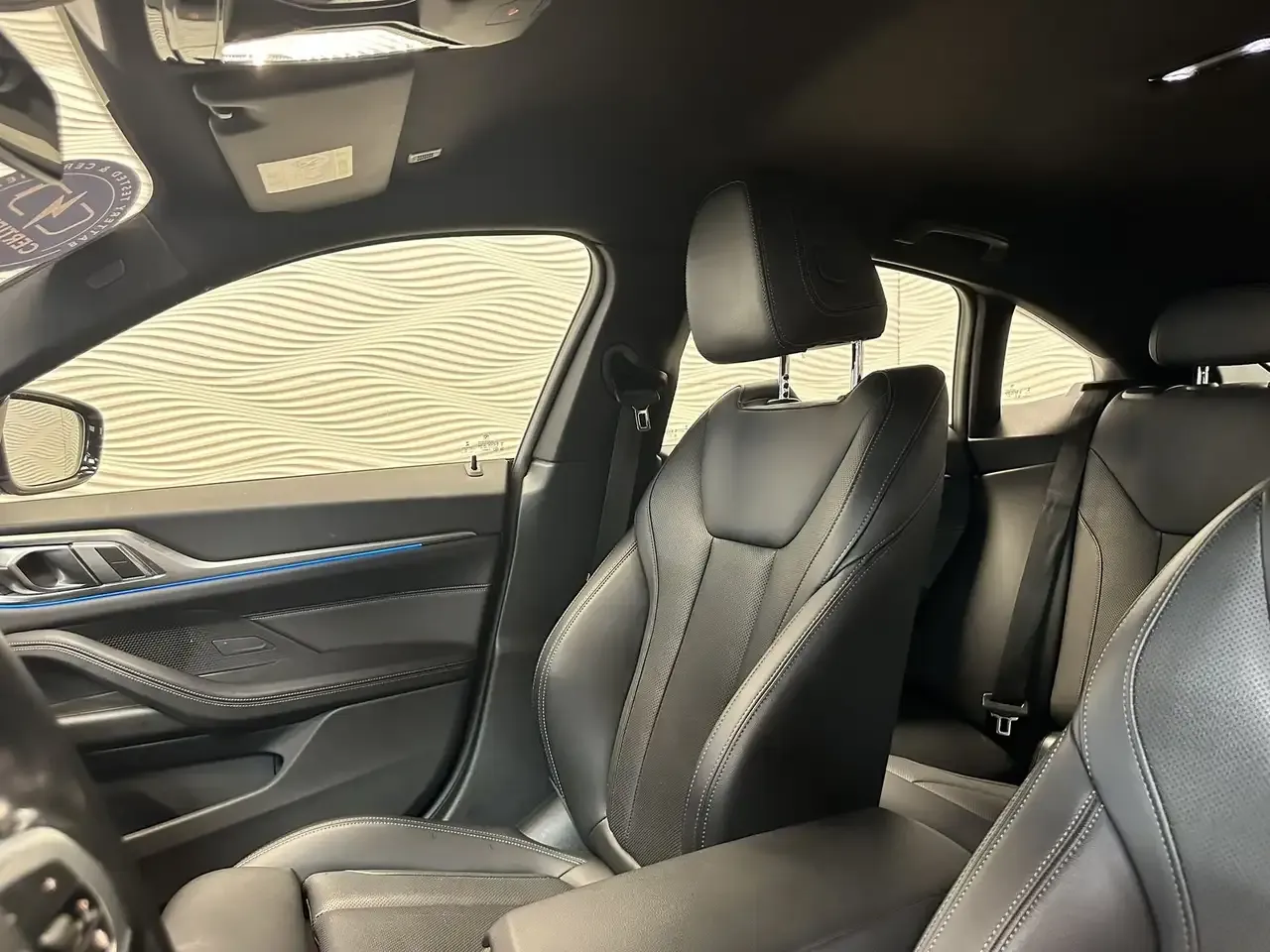 BMW i4 - 21