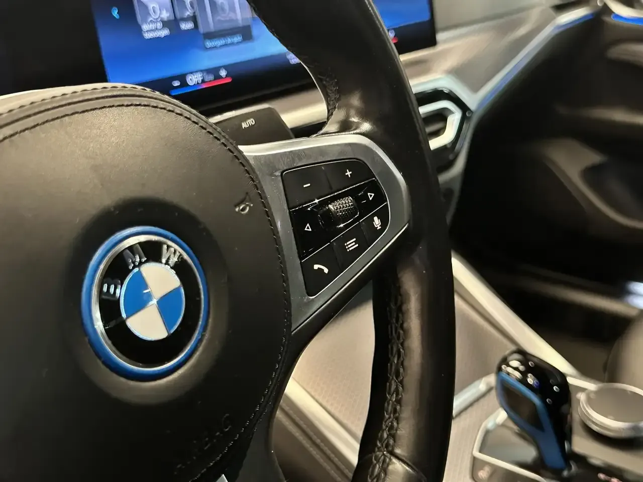 BMW i4 - 28