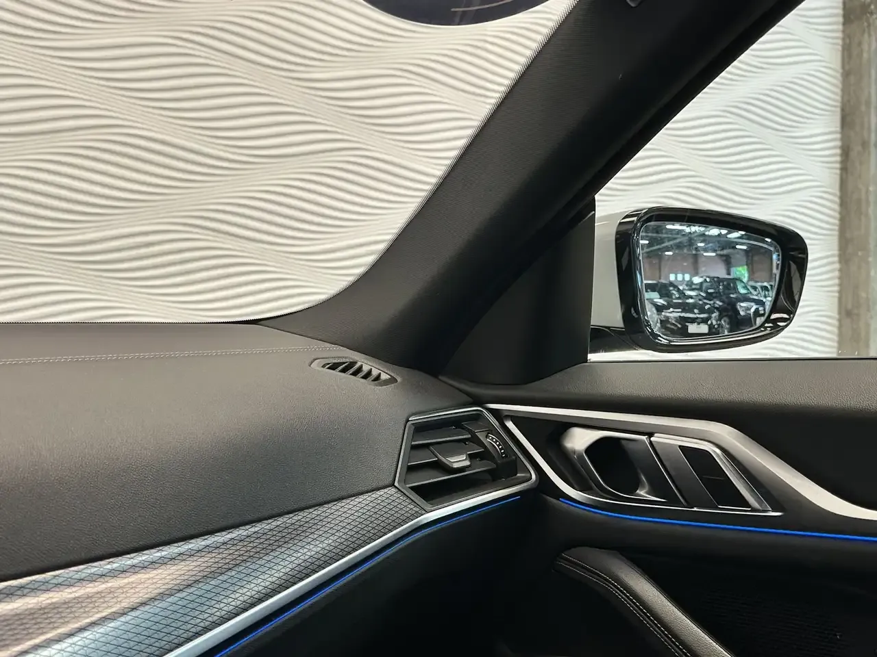 BMW i4 - 34