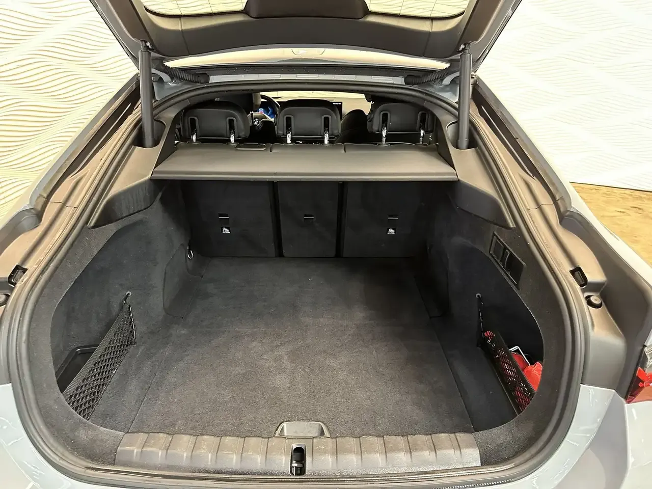 BMW i4 - 37