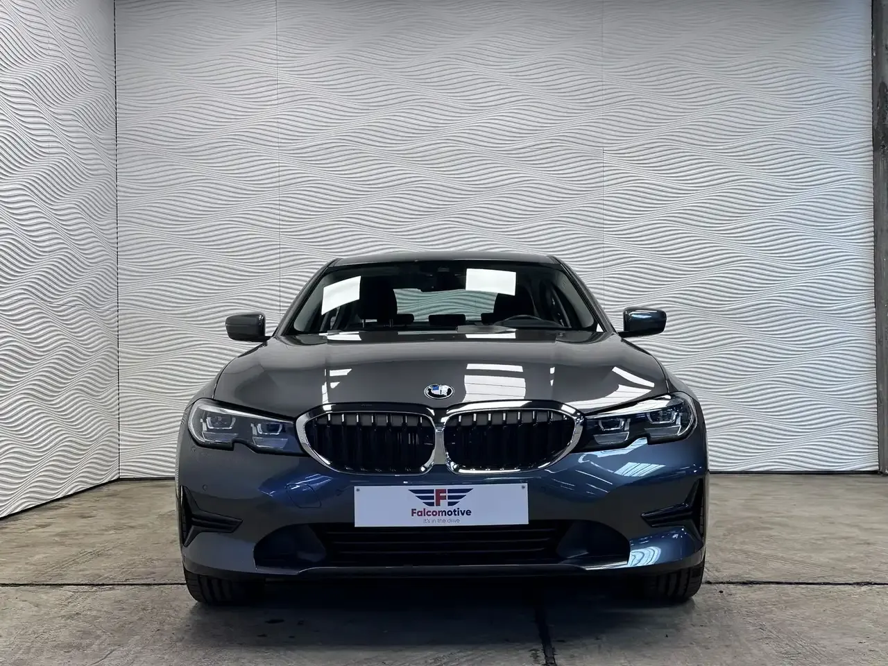 BMW 320 - 4
