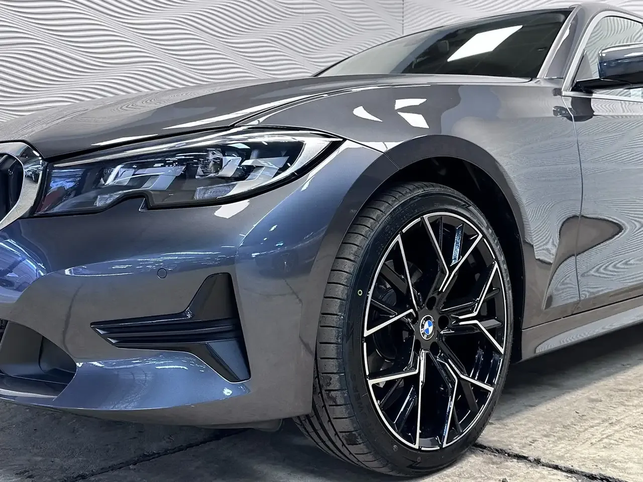 BMW 320 - 5