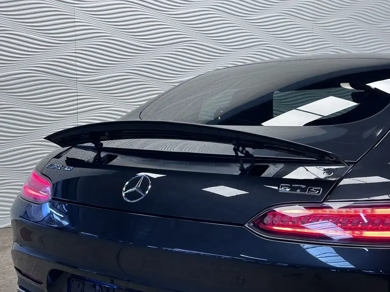 Mercedes-Benz AMG GT - 15