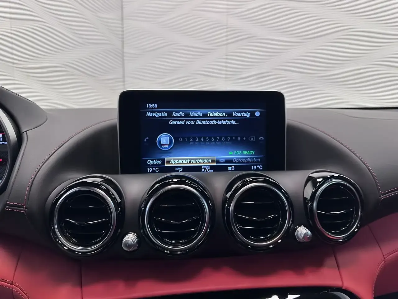 Mercedes-Benz AMG GT - 34