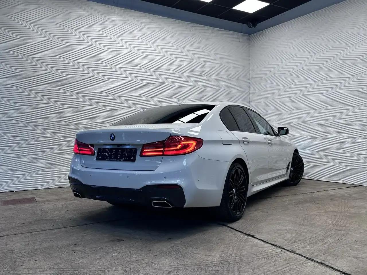 BMW 530 - 13
