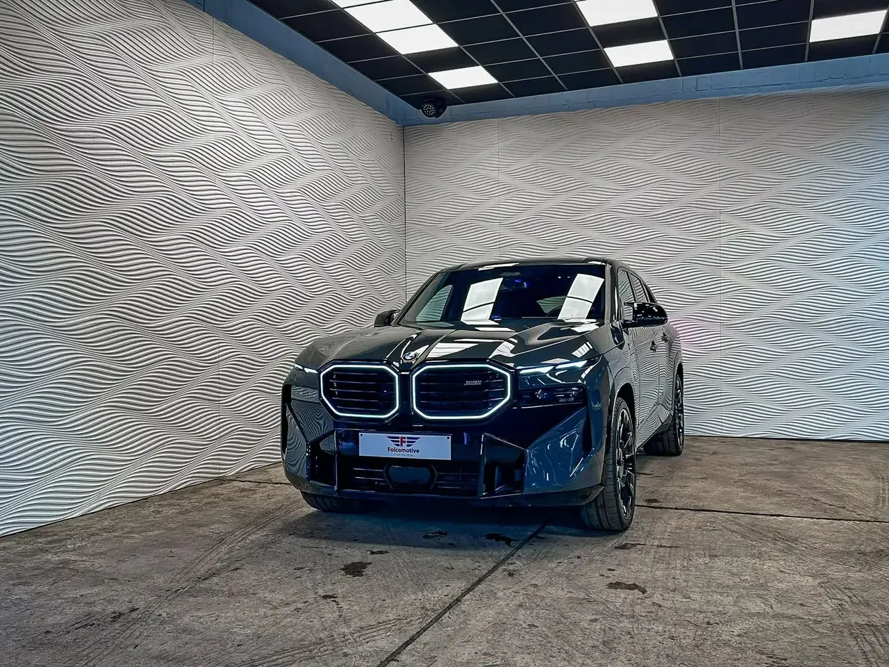 BMW XM - 6